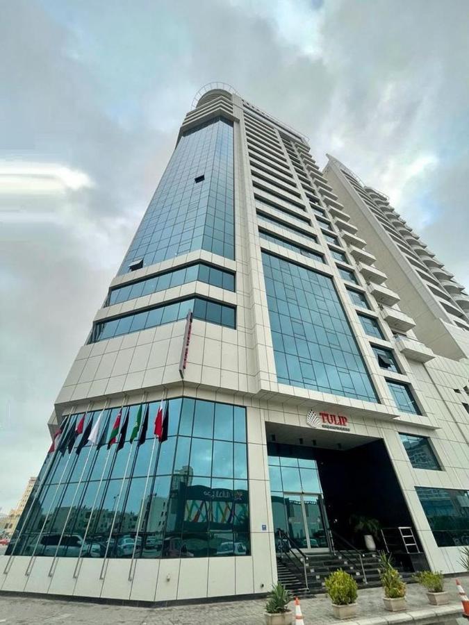 Tulip Hotel & Suites Manama Extérieur photo