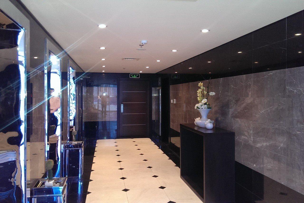 Tulip Hotel & Suites Manama Extérieur photo