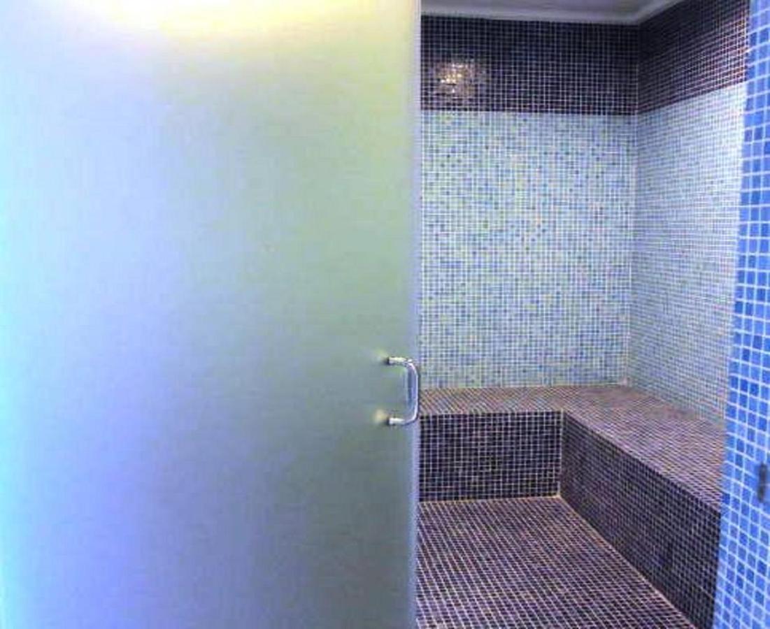 Tulip Hotel & Suites Manama Extérieur photo