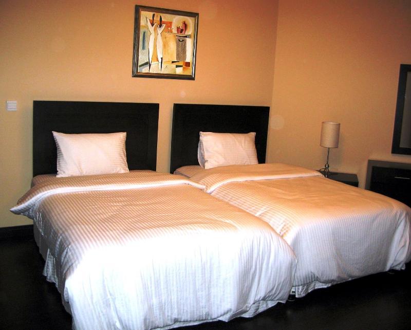 Tulip Hotel & Suites Manama Extérieur photo